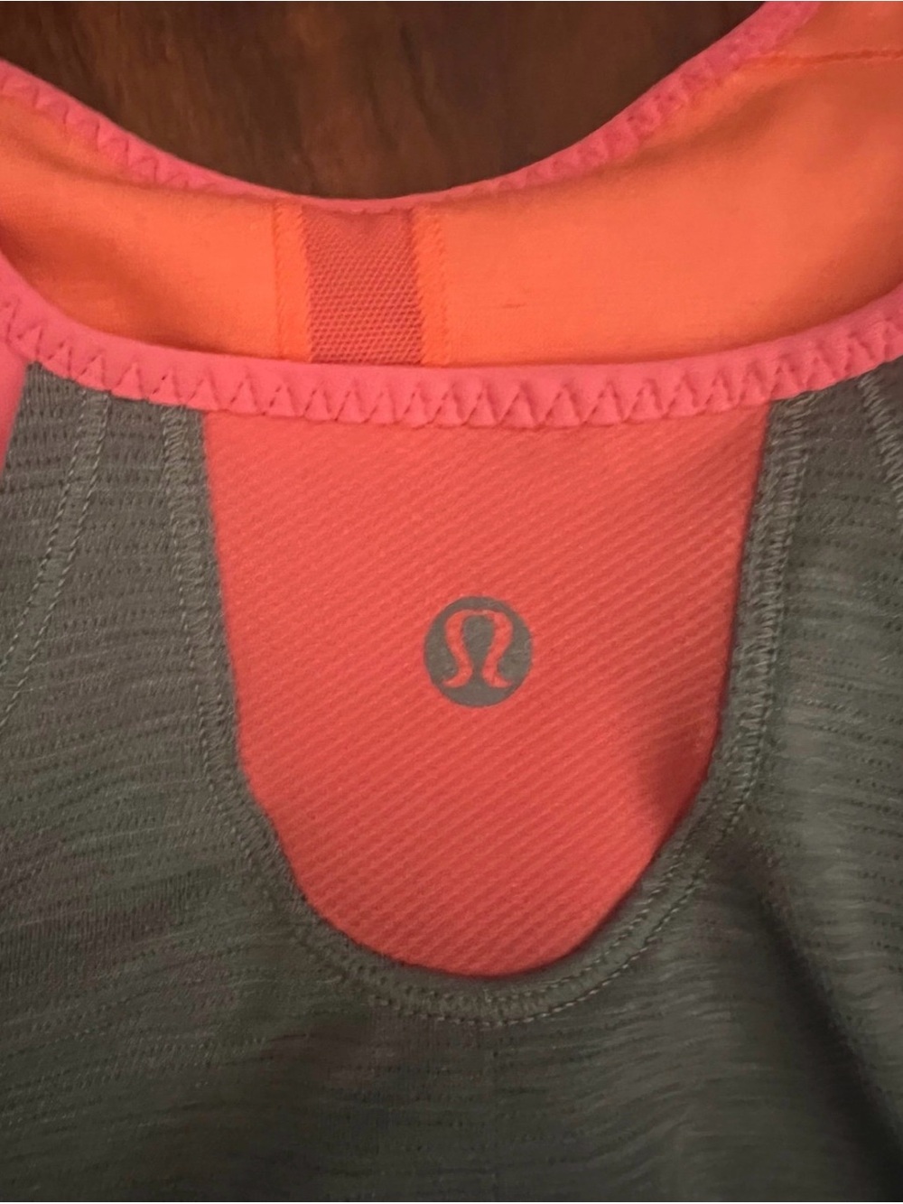 Lululemon Run Times Tank
Heathered Medium Grey / Very Light Flare - Picture 4 of 5
